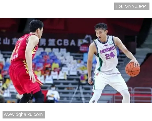 张庆鹏的篮球之路：从青涩少年到职业巨星的奋斗历程与心路历程