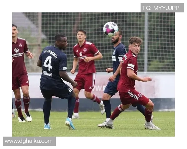 汉诺威与门兴的精彩对决直播全程回顾与精彩瞬间分析