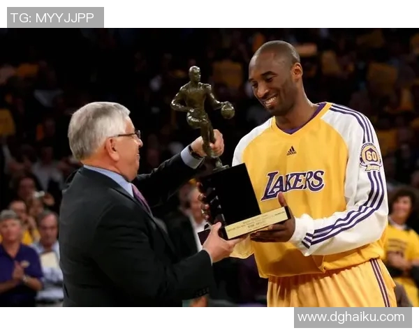 科比与詹姆斯全明星对决的辉煌岁月与篮球传奇的传承之路