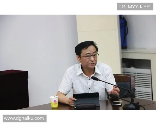 黄军专访：深入探讨和平精英的成长与未来发展之路